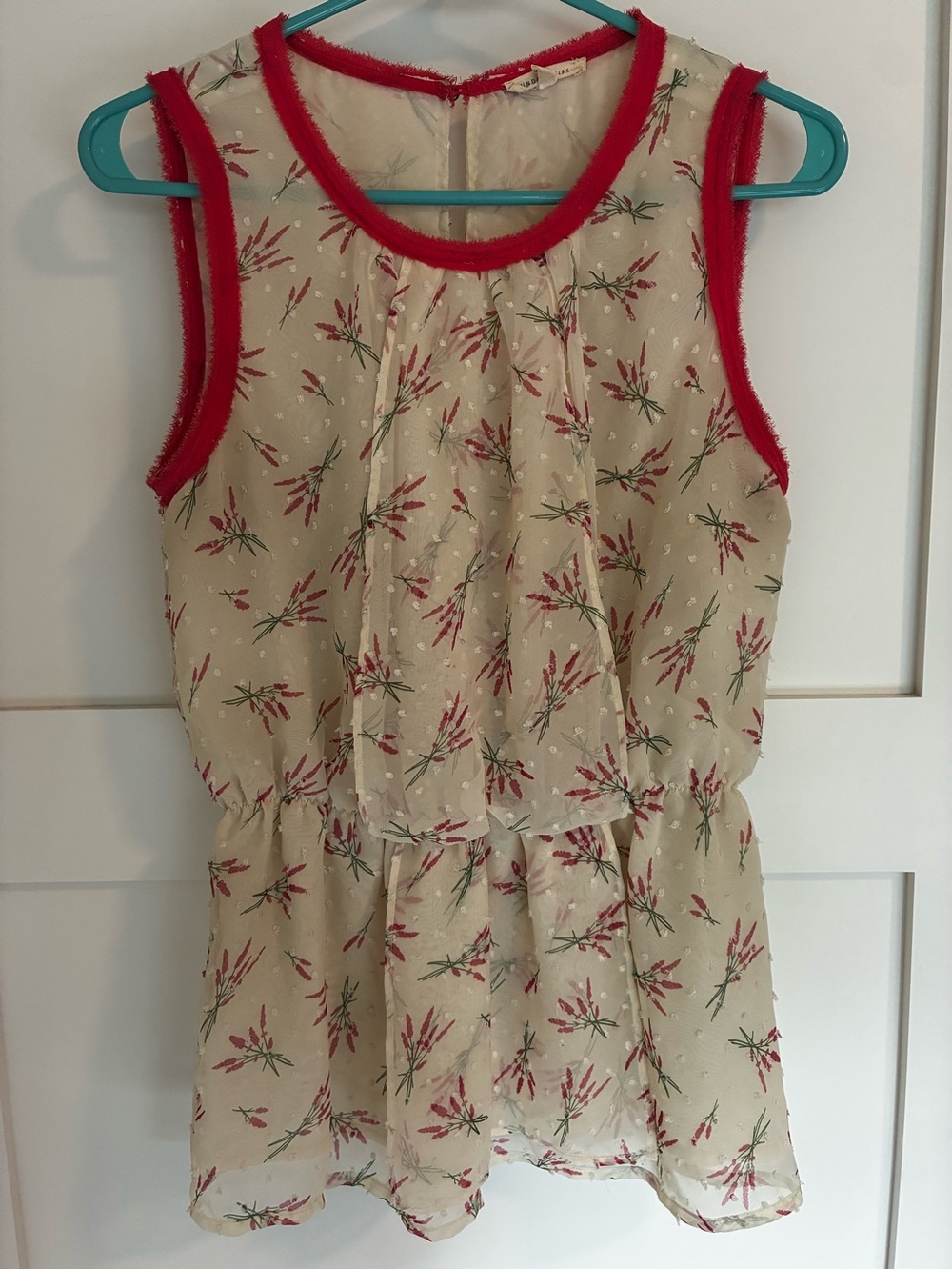 Under Skies Cream Floral Sleeveless top with Pink Trim